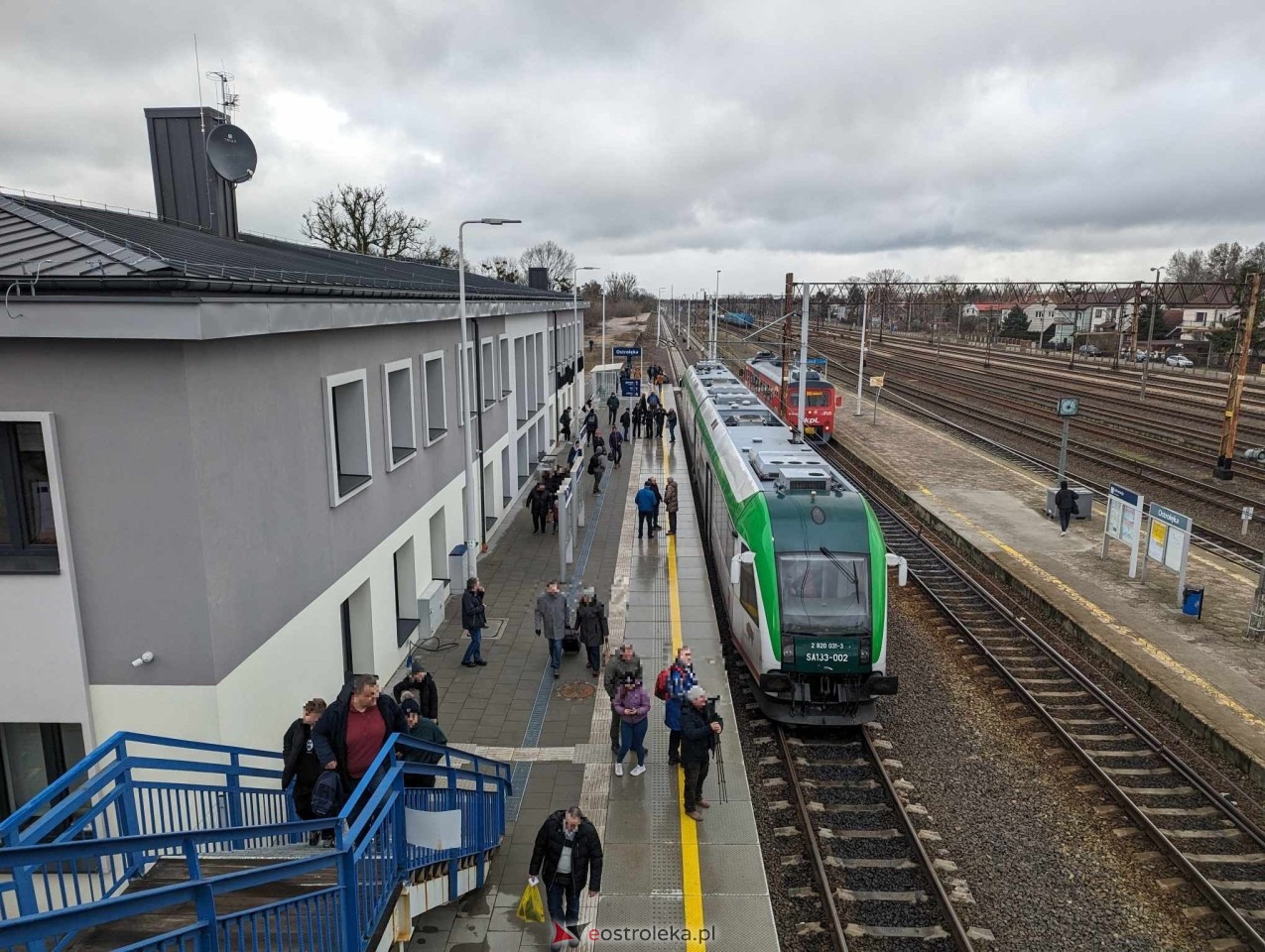 Dworzec kolejowy: pierwszy pociąg z Białegostoku [18.03.2024] - zdjęcie #9 - eOstroleka.pl