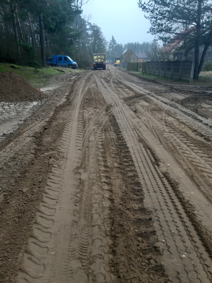 Gmina Łyse: Inwestycje drogowe na finiszu! [19.03.2024] - zdjęcie #16 - eOstroleka.pl