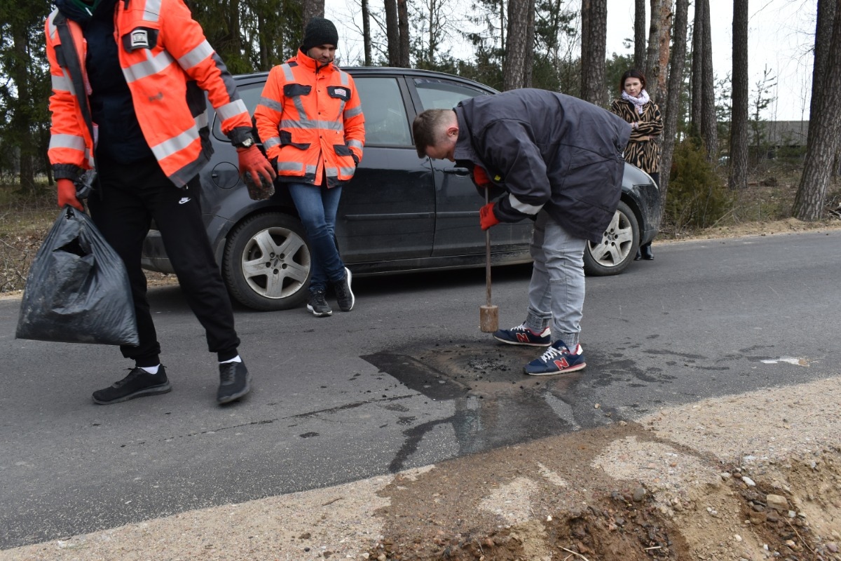 Gmina Łyse: Inwestycje drogowe na finiszu! [19.03.2024] - zdjęcie #25 - eOstroleka.pl