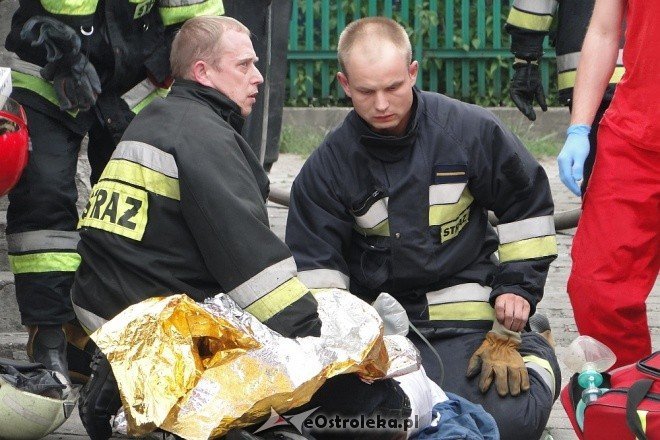 Kolejny pożar na Sienkiewicza (15.06.2011) - zdjęcie #9 - eOstroleka.pl
