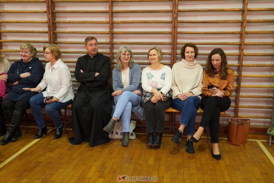 Konkurs II LO ma talent [21.03.2024] - zdjęcie #47 - eOstroleka.pl