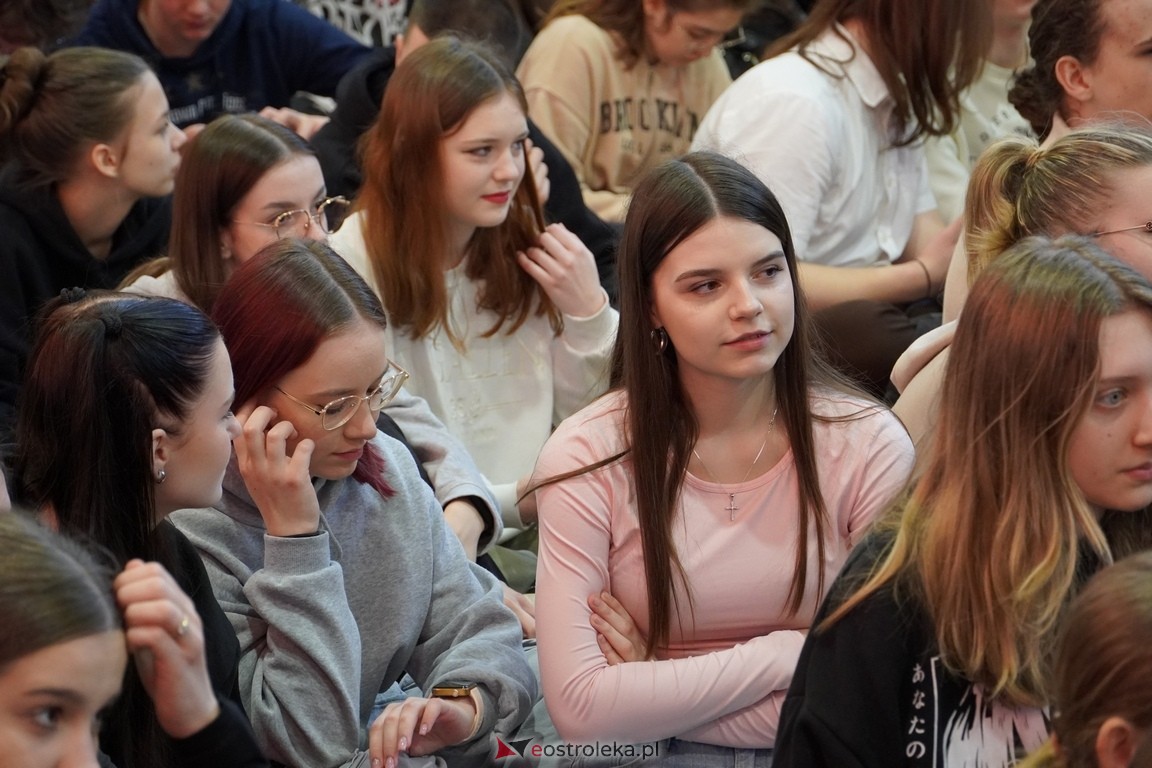 Konkurs II LO ma talent [21.03.2024] - zdjęcie #33 - eOstroleka.pl