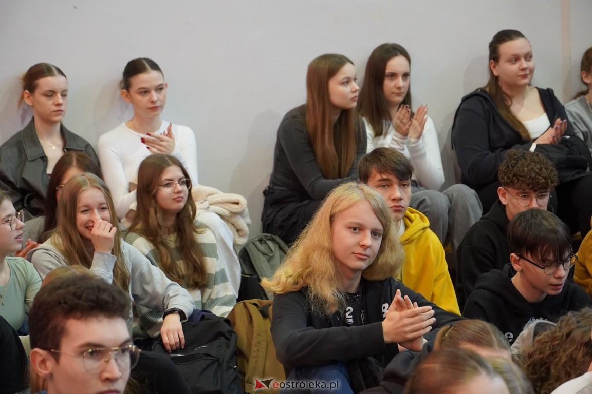 Konkurs II LO ma talent [21.03.2024] - zdjęcie #26 - eOstroleka.pl