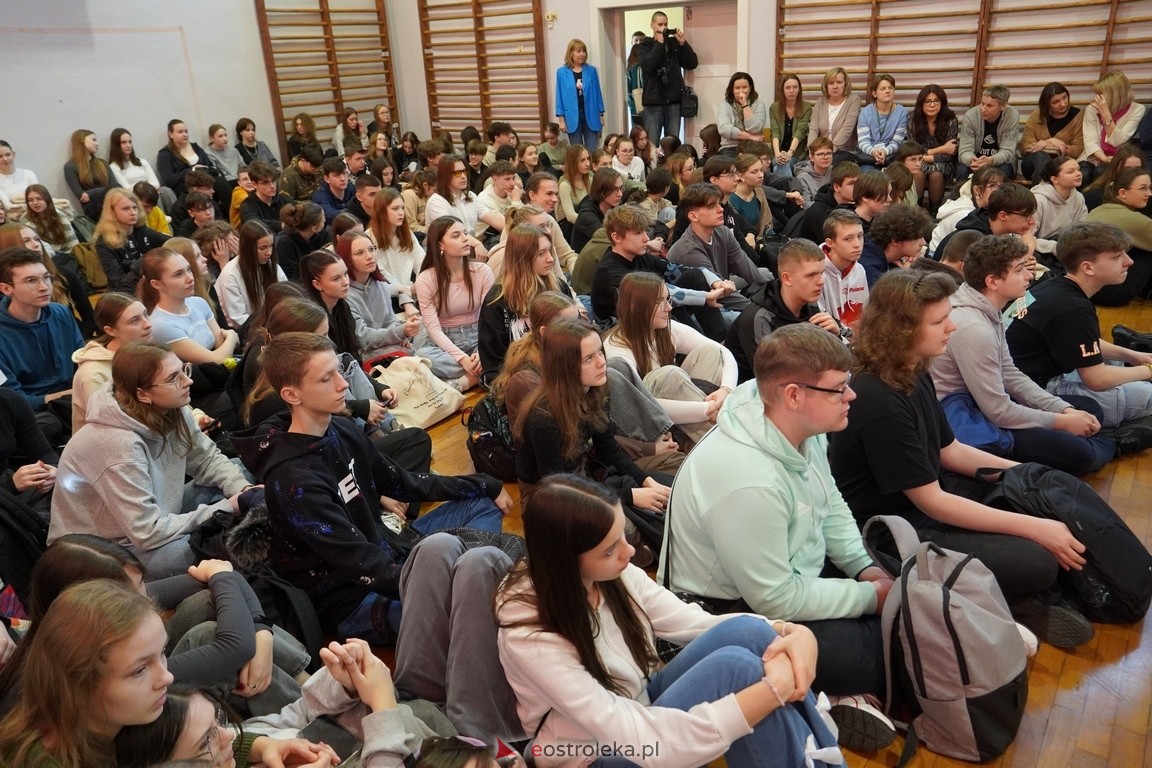 Konkurs II LO ma talent [21.03.2024] - zdjęcie #22 - eOstroleka.pl