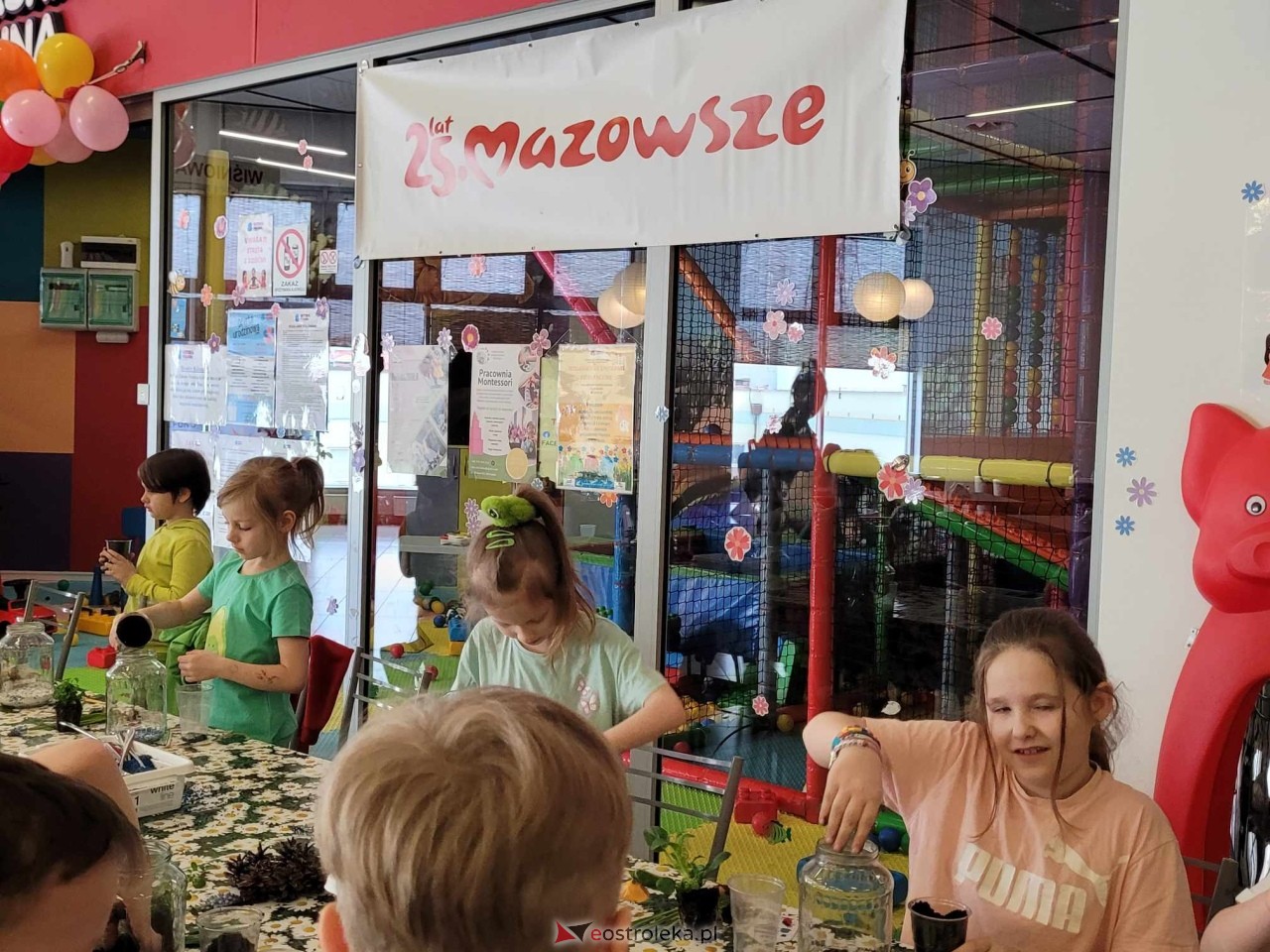 Dzień wiosny w Sali Zabaw Morska Kraina [21.03.2024] - zdjęcie #41 - eOstroleka.pl