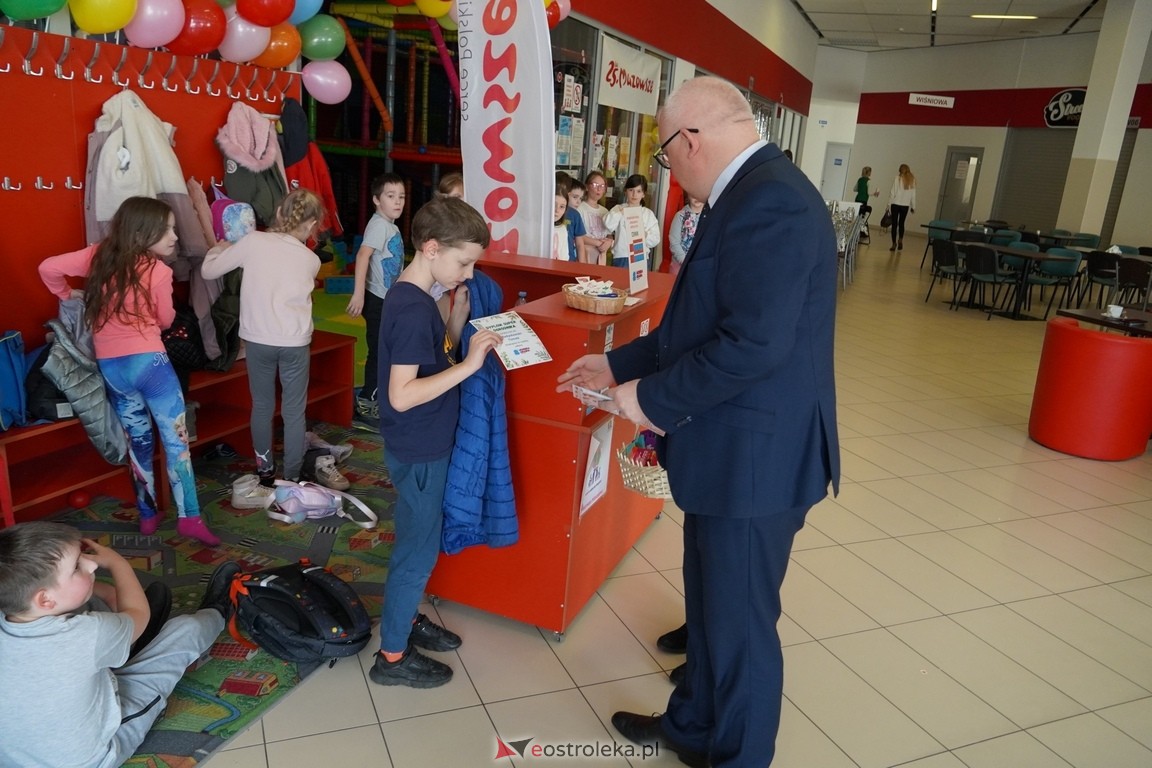 Dzień wiosny w Sali Zabaw Morska Kraina [21.03.2024] - zdjęcie #90 - eOstroleka.pl