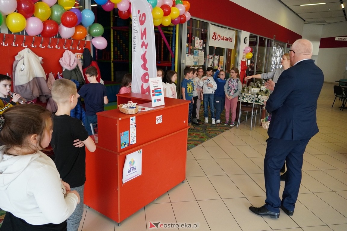 Dzień wiosny w Sali Zabaw Morska Kraina [21.03.2024] - zdjęcie #88 - eOstroleka.pl