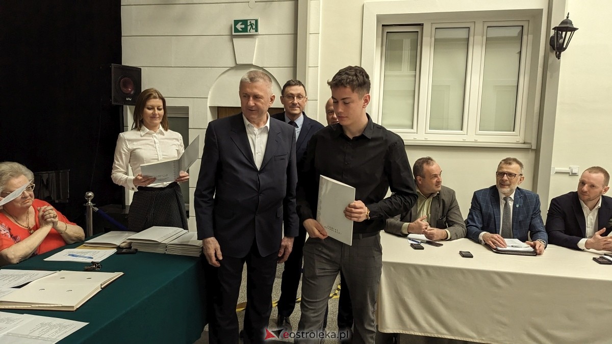 LXXV sesja Rady Powiatu w Ostrołęce [21.03.2024] - zdjęcie #50 - eOstroleka.pl
