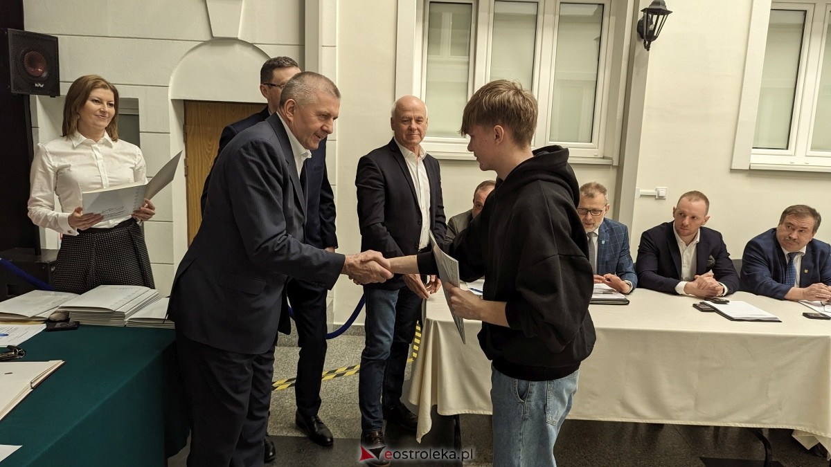 LXXV sesja Rady Powiatu w Ostrołęce [21.03.2024] - zdjęcie #44 - eOstroleka.pl
