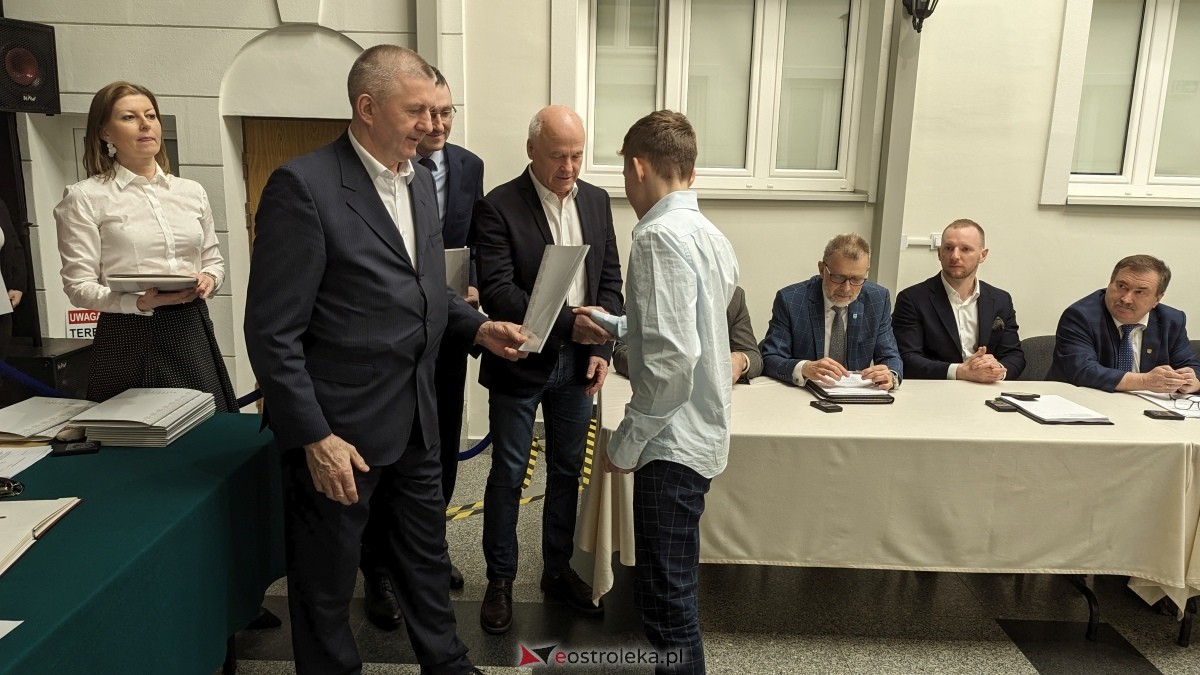 LXXV sesja Rady Powiatu w Ostrołęce [21.03.2024] - zdjęcie #37 - eOstroleka.pl