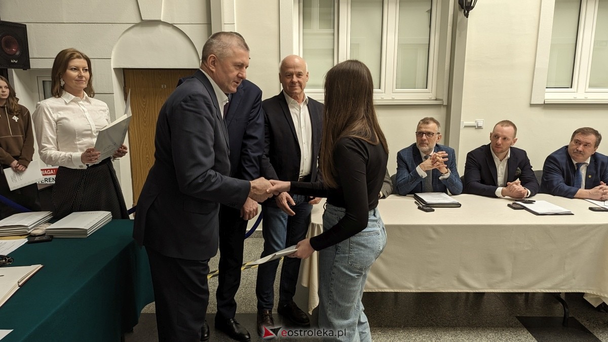 LXXV sesja Rady Powiatu w Ostrołęce [21.03.2024] - zdjęcie #33 - eOstroleka.pl