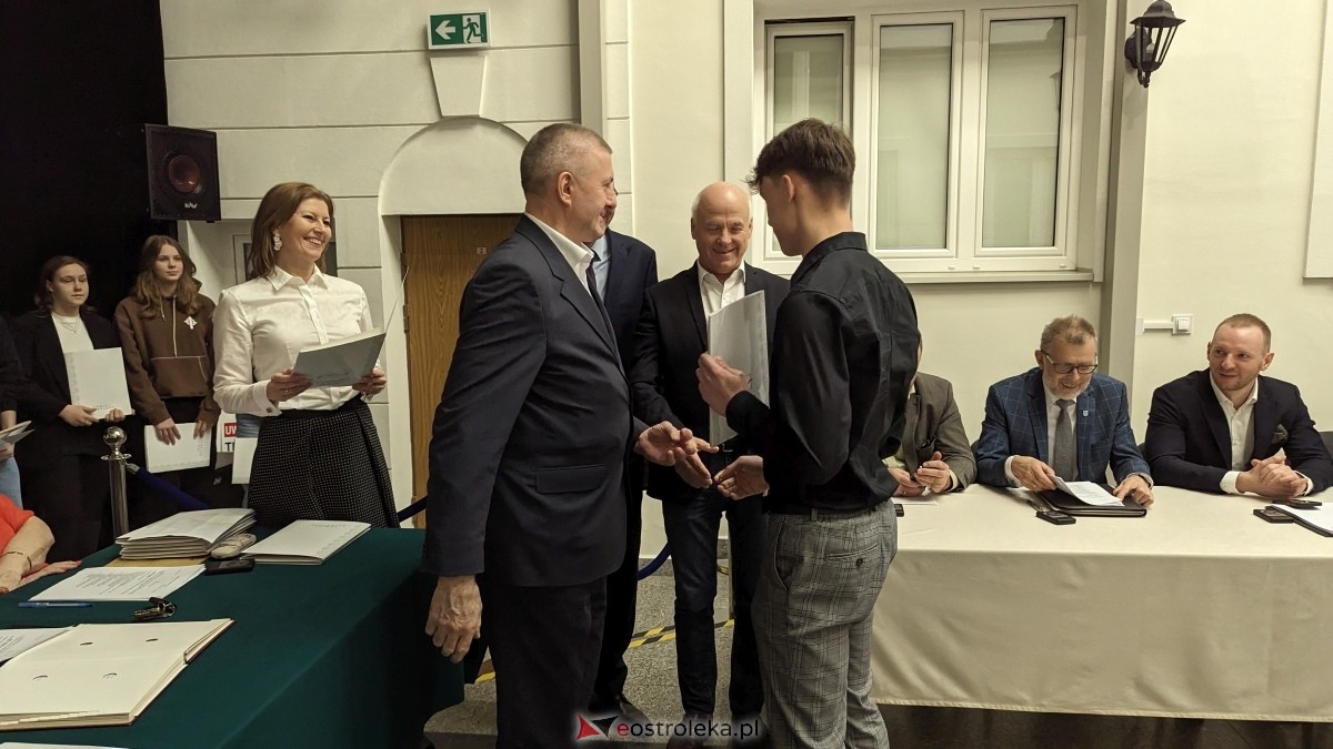 LXXV sesja Rady Powiatu w Ostrołęce [21.03.2024] - zdjęcie #25 - eOstroleka.pl