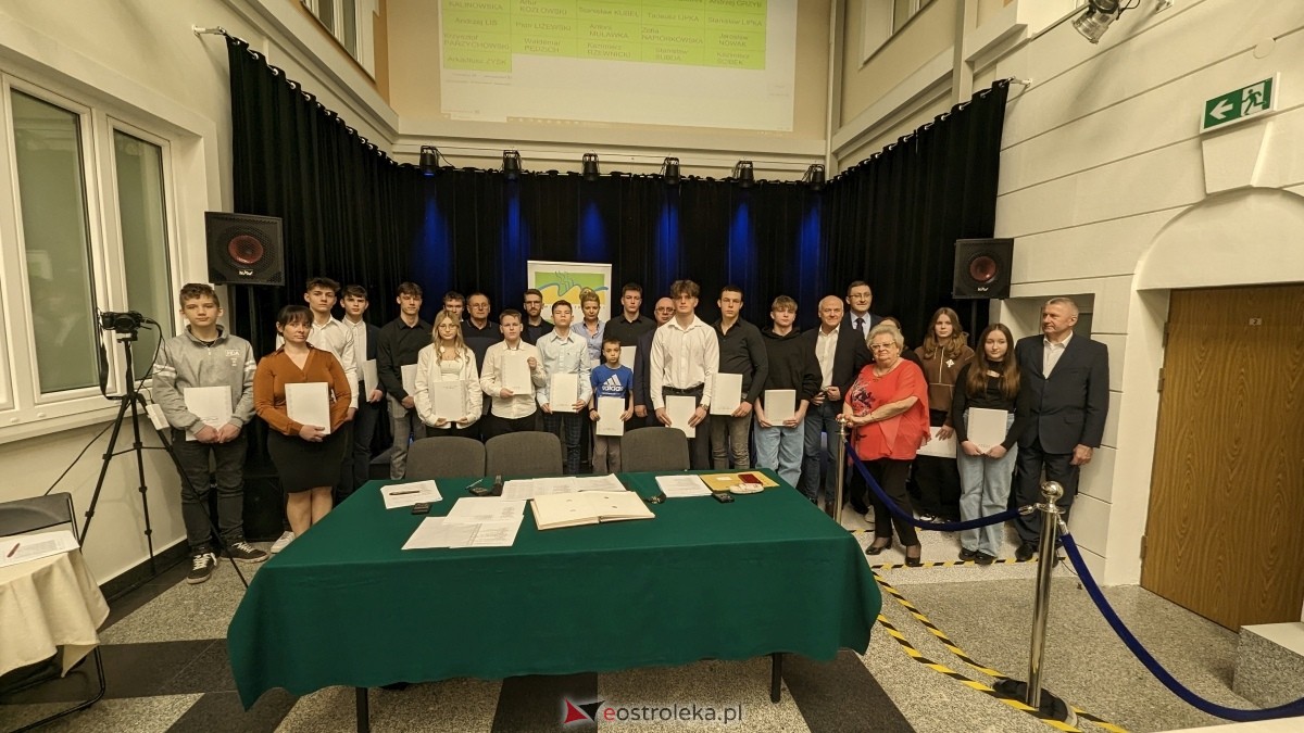 LXXV sesja Rady Powiatu w Ostrołęce [21.03.2024] - zdjęcie #20 - eOstroleka.pl