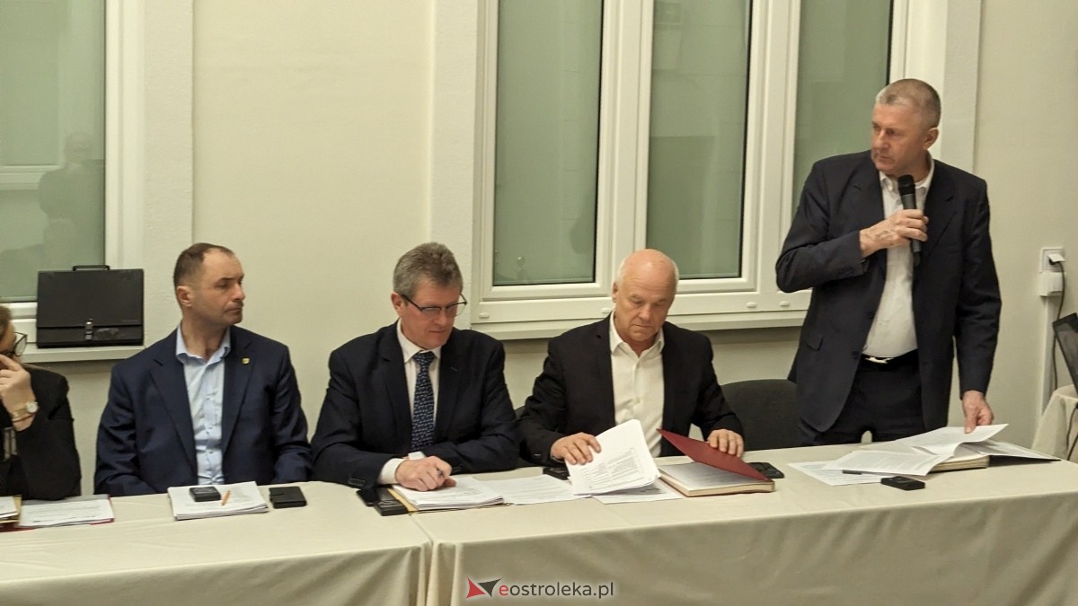 LXXV sesja Rady Powiatu w Ostrołęce [21.03.2024] - zdjęcie #13 - eOstroleka.pl