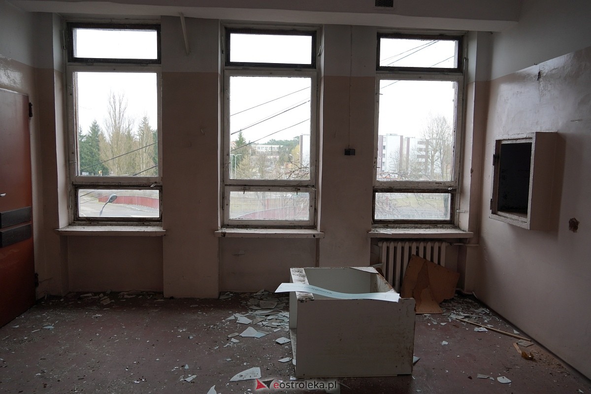 Opuszczony stary szpital w Ostrołęce [22.03.2024] - zdjęcie #691 - eOstroleka.pl