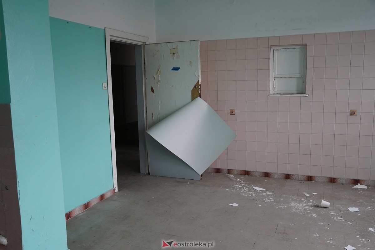 Opuszczony stary szpital w Ostrołęce [22.03.2024] - zdjęcie #76 - eOstroleka.pl