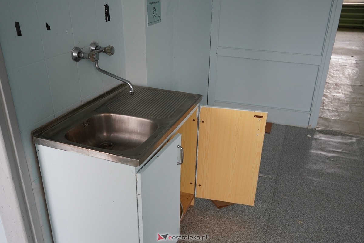 Opuszczony stary szpital w Ostrołęce [22.03.2024] - zdjęcie #34 - eOstroleka.pl
