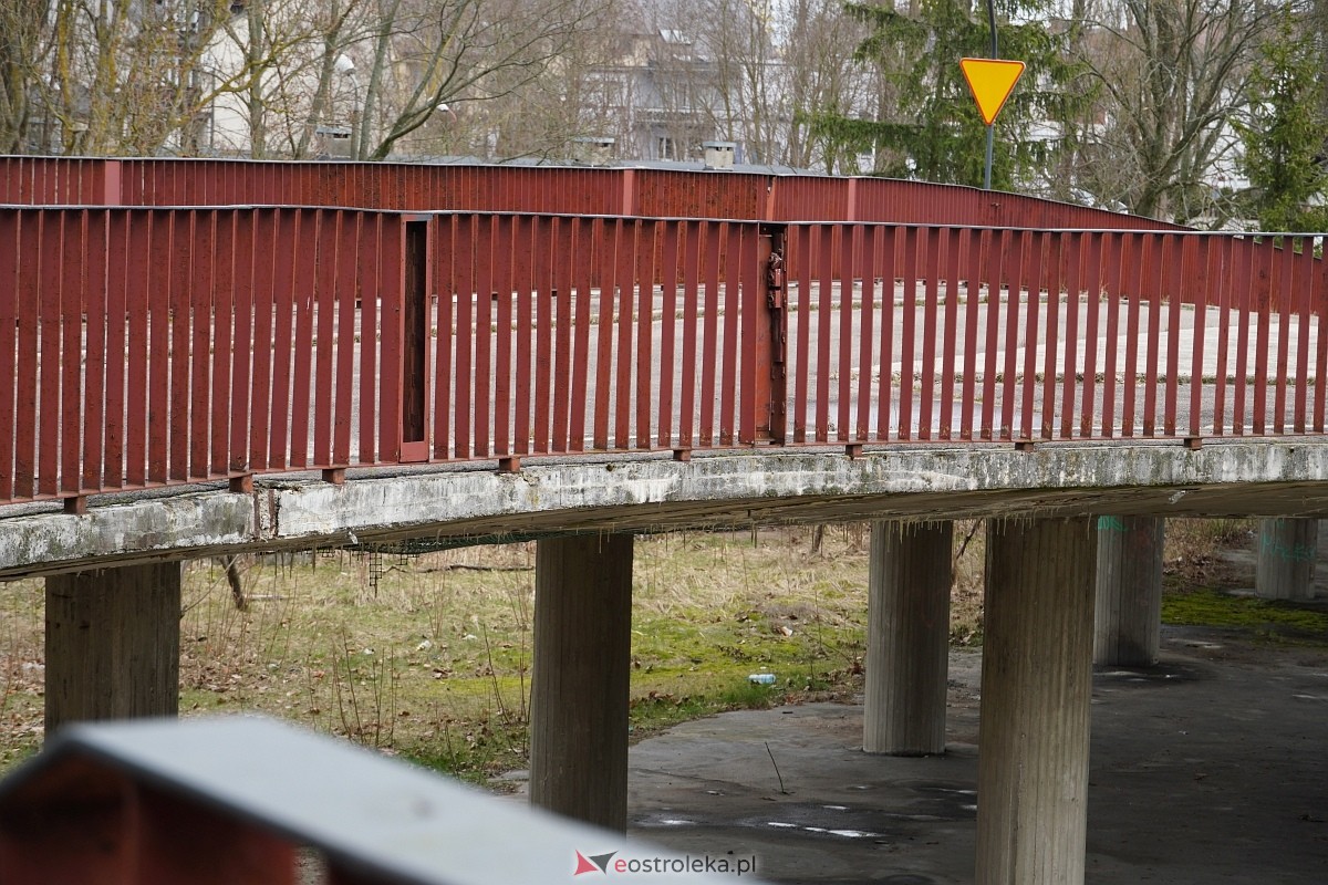 Opuszczony stary szpital w Ostrołęce [22.03.2024] - zdjęcie #16 - eOstroleka.pl