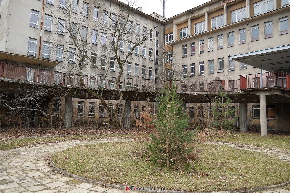 Opuszczony stary szpital w Ostrołęce [22.03.2024] - zdjęcie #10 - eOstroleka.pl