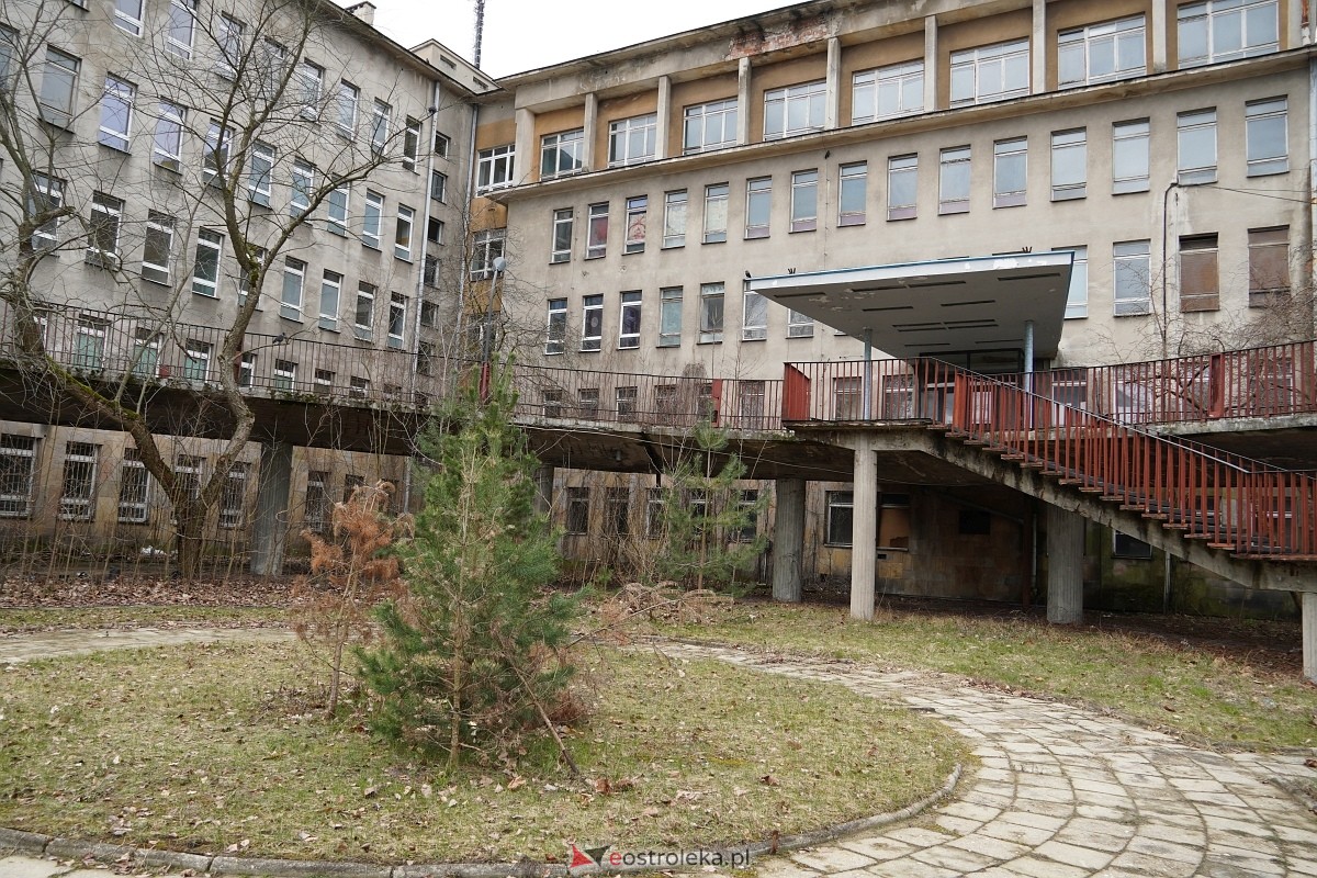 Opuszczony stary szpital w Ostrołęce [22.03.2024] - zdjęcie #9 - eOstroleka.pl