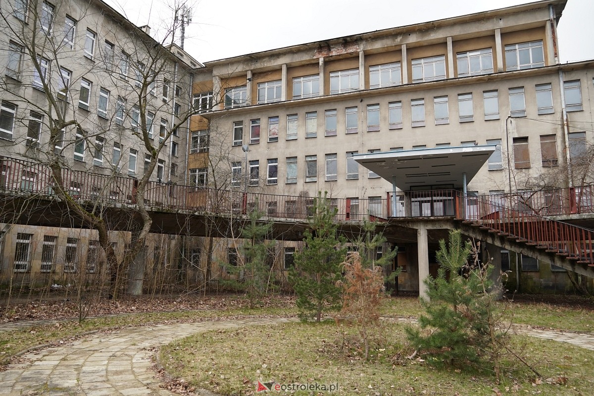Opuszczony stary szpital w Ostrołęce [22.03.2024] - zdjęcie #6 - eOstroleka.pl