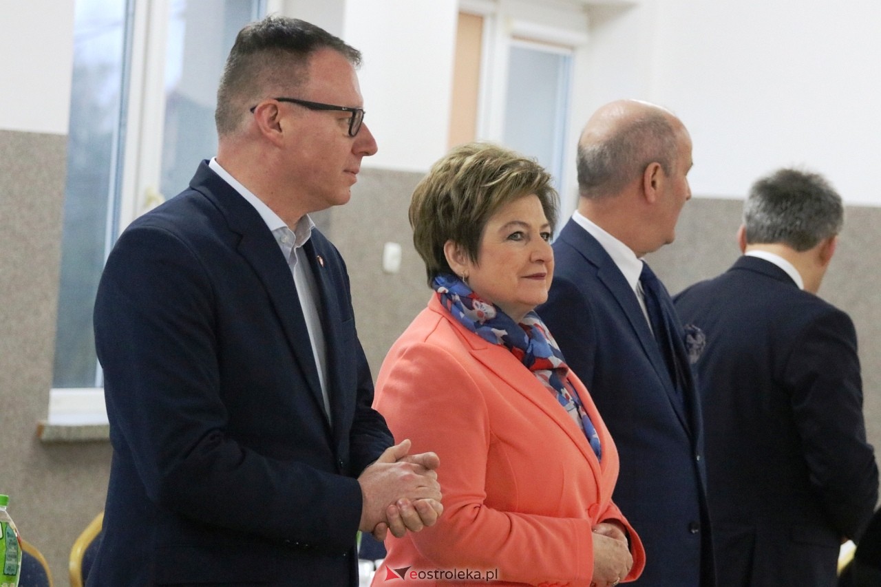 Przekazanie wozu i sprzętu strażackiego OSP Łęg Przedmiejski [23.03.2024] - zdjęcie #39 - eOstroleka.pl