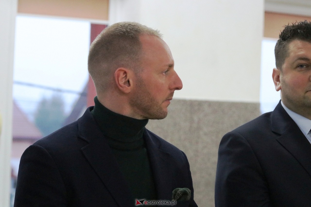 Przekazanie wozu i sprzętu strażackiego OSP Łęg Przedmiejski [23.03.2024] - zdjęcie #38 - eOstroleka.pl