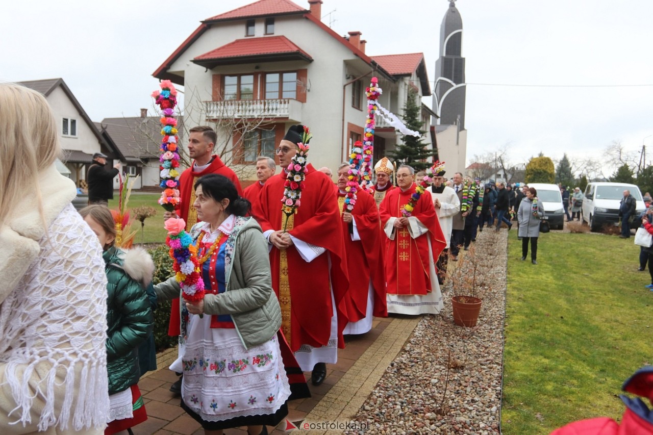 Niedziela Palmowa 2024 w Łysych [24.03.2024] - zdjęcie #281 - eOstroleka.pl