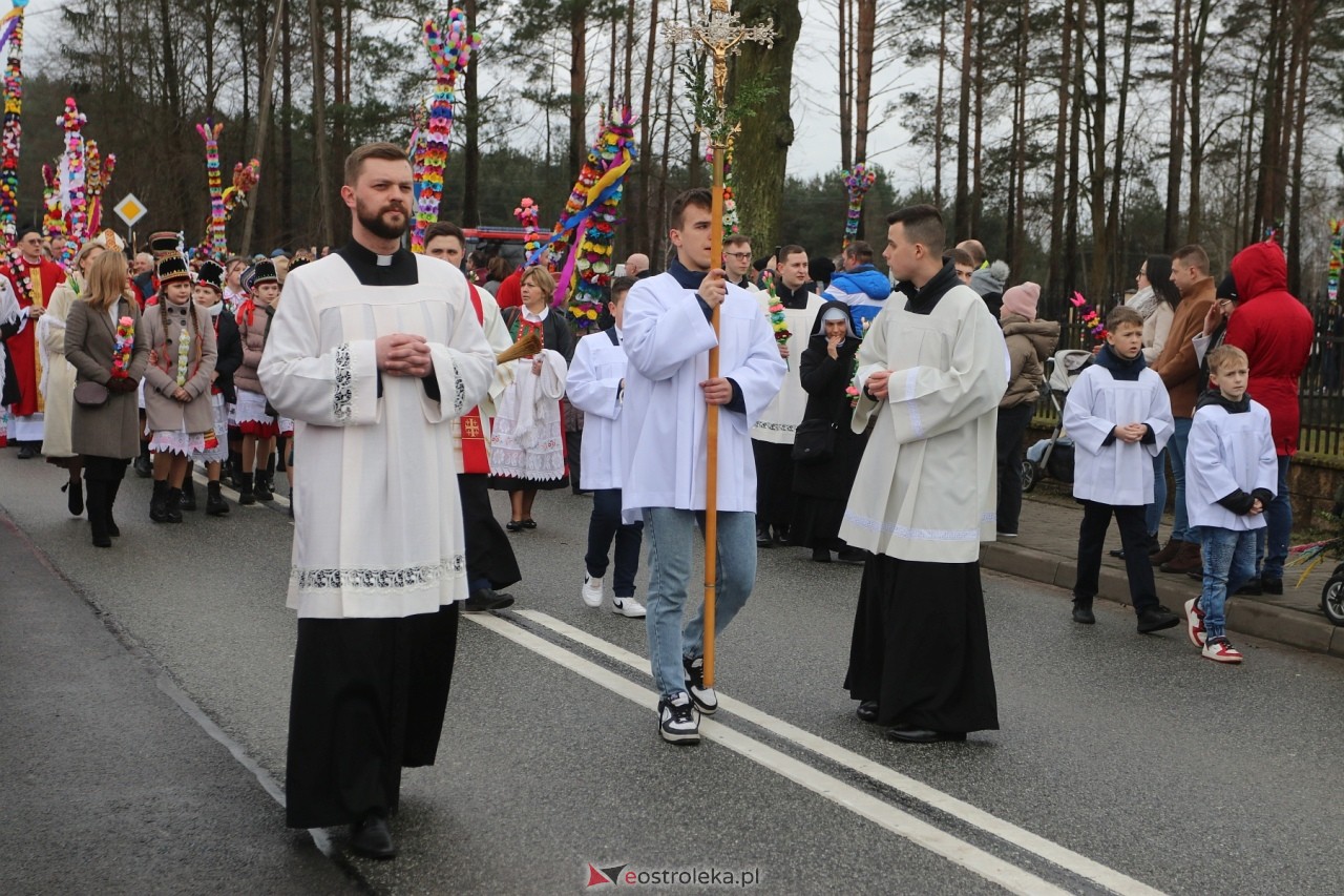 Niedziela Palmowa 2024 w Łysych [24.03.2024] - zdjęcie #306 - eOstroleka.pl