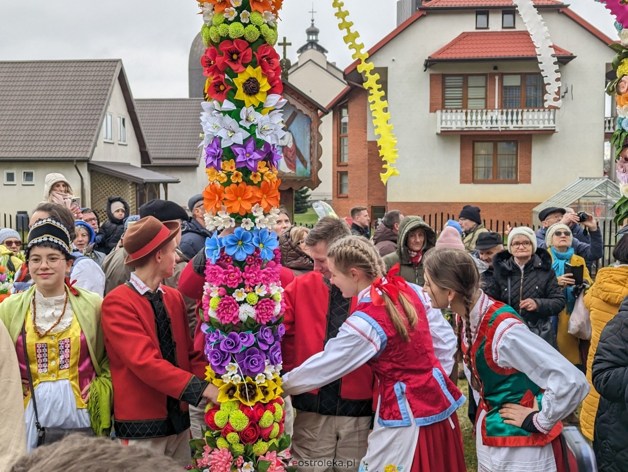 Niedziela Palmowa 2024 w Łysych [24.03.2024] - zdjęcie #344 - eOstroleka.pl
