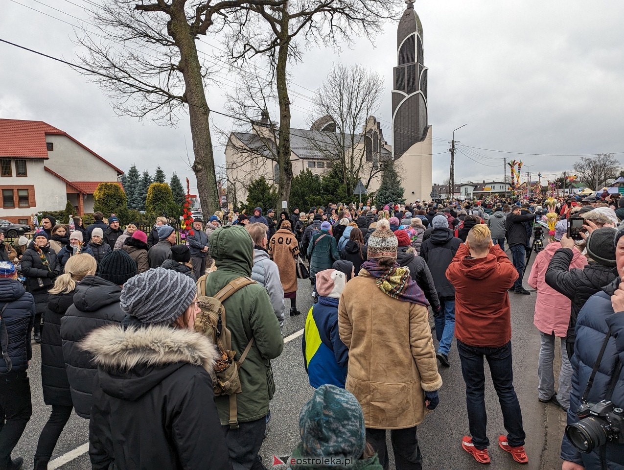 Niedziela Palmowa 2024 w Łysych [24.03.2024] - zdjęcie #175 - eOstroleka.pl