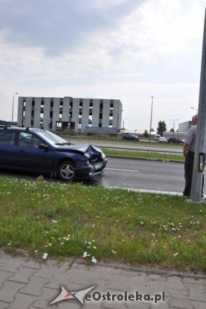 Kolizja na ostrołęckiej obwodnicy (16.VI.2011) - zdjęcie #10 - eOstroleka.pl