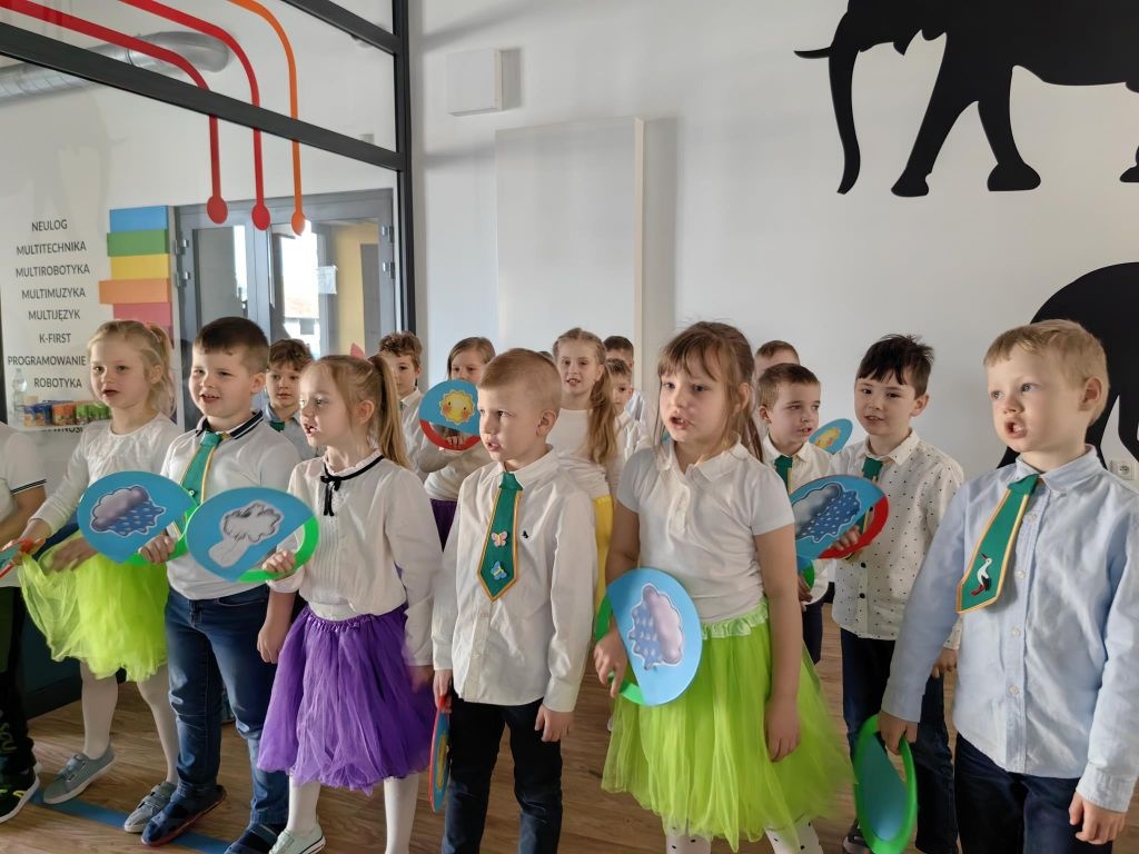 Warsztaty kreatywne dla przedszkolaków Bajkowy Ogród Wartości - zdjęcie #31 - eOstroleka.pl