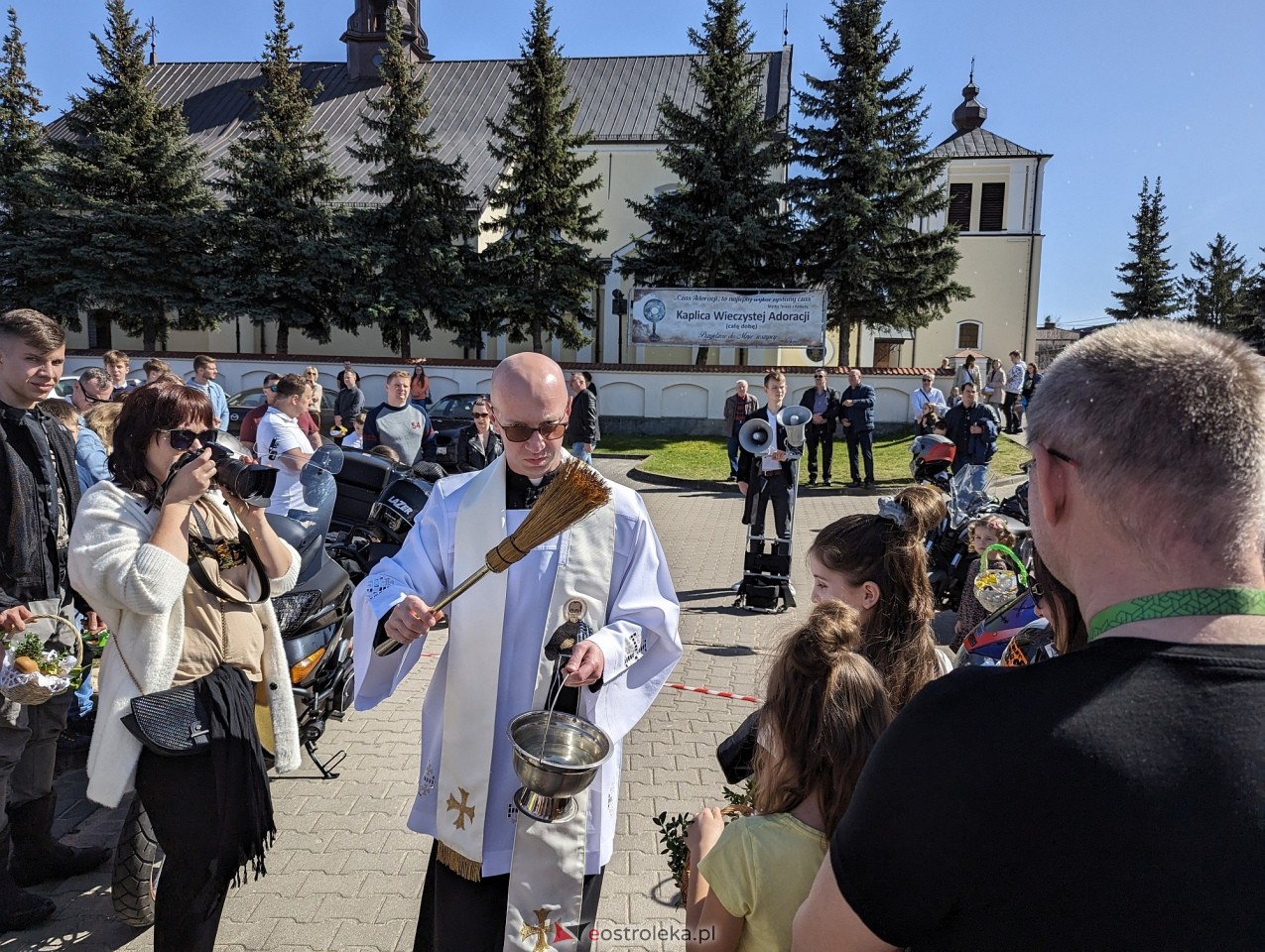 Motoświęconka 2024 w Ostrołęce: błogosławieństwo na dwóch kółkach [30.03.2024] - zdjęcie #60 - eOstroleka.pl