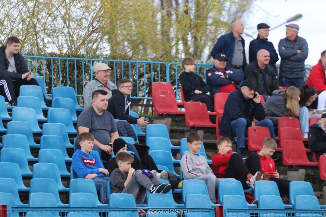 Narew Ostrołęka - PAF Płońsk [06.04.2024] - zdjęcie #45 - eOstroleka.pl