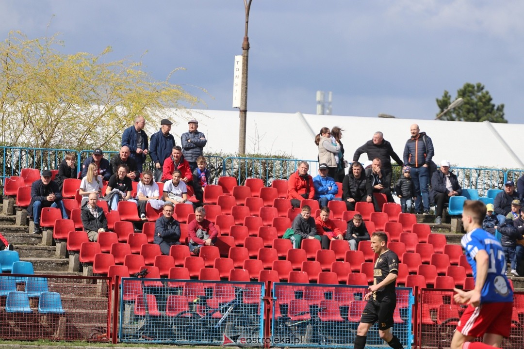 Narew Ostrołęka - PAF Płońsk [06.04.2024] - zdjęcie #10 - eOstroleka.pl
