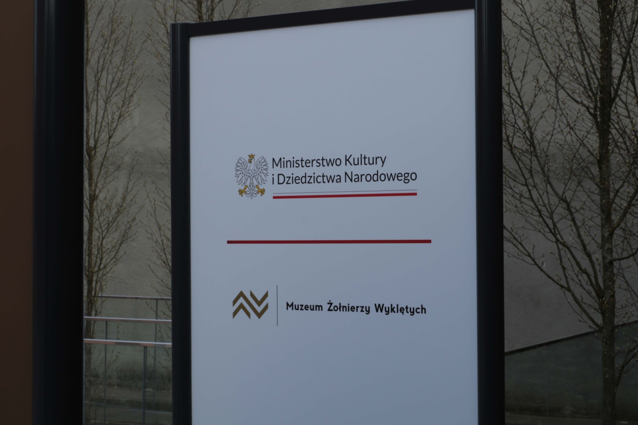 Wystawa plenerowa „Zbrodnia nieukarana – łagry sowieckie”  - zdjęcie #7 - eOstroleka.pl