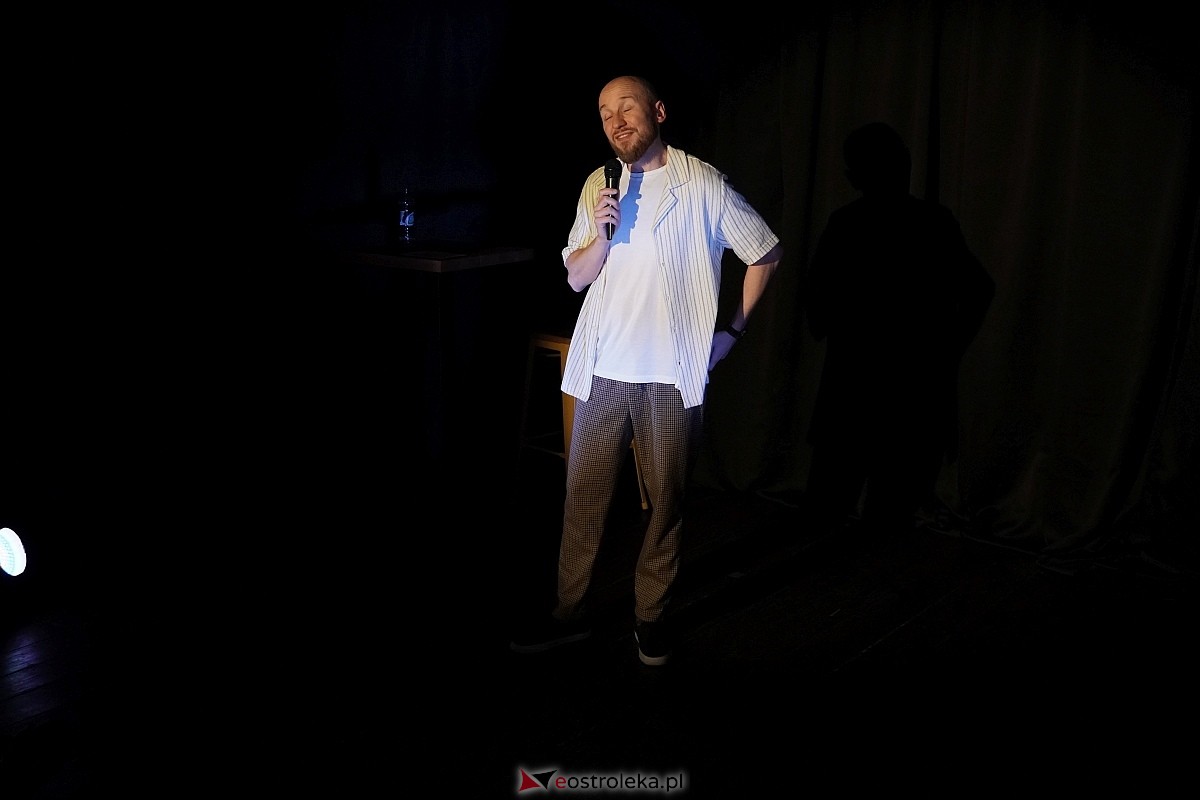 Ostrołęka bawi się do łez! Skóra i Baraniecki podbili Łubudu [08.04.2024] - zdjęcie #19 - eOstroleka.pl