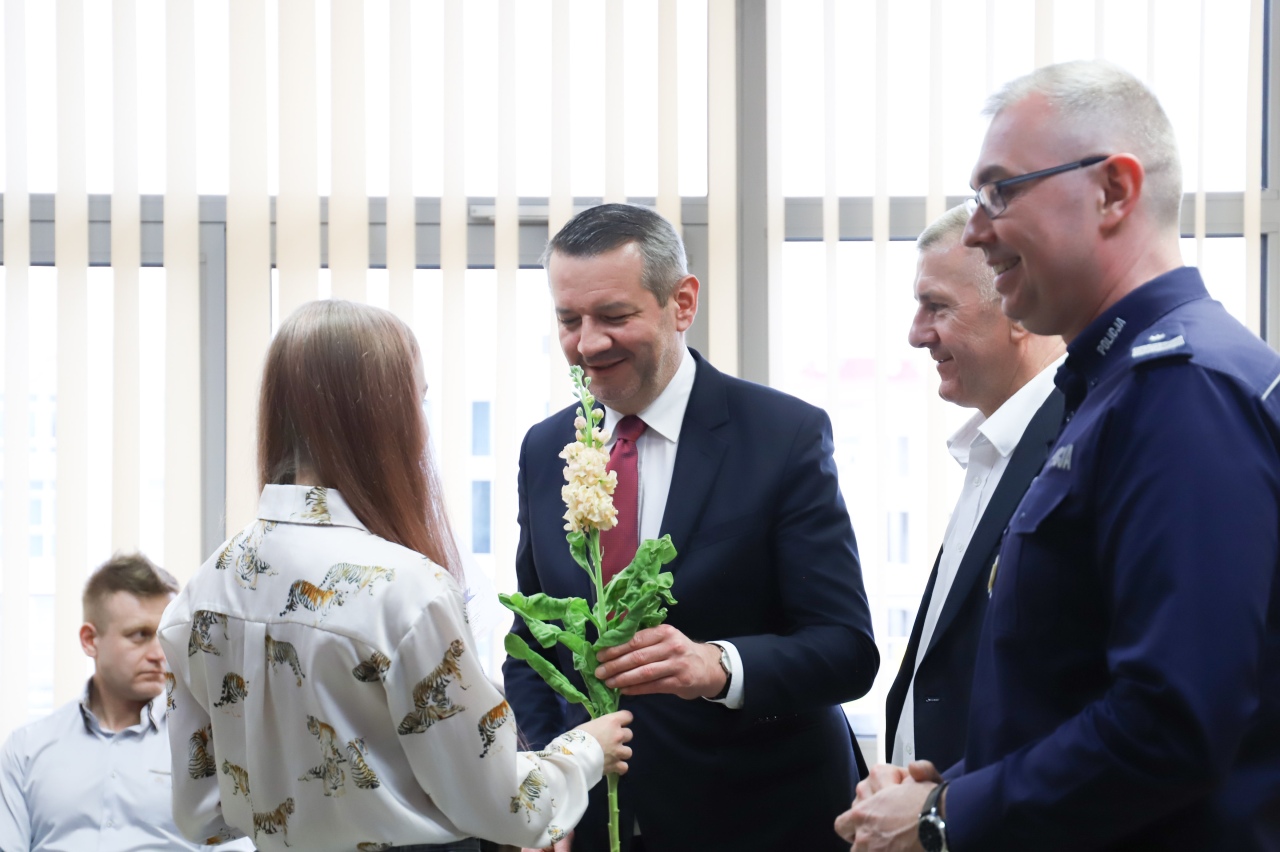 Zakończenie projektu Bądź bezpieczna  - zdjęcie #1 - eOstroleka.pl