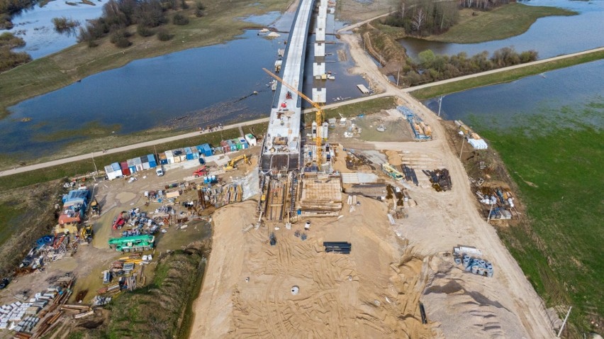 Ponad kilometr estakady nad Narwią na Via Baltica! Częścią pojedziemy jeszcze w tym roku! [11.04.2024] - zdjęcie #18 - eOstroleka.pl
