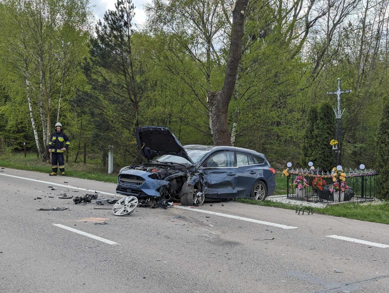 Wypadek w Żabinie [12.04.2024] - zdjęcie #14 - eOstroleka.pl