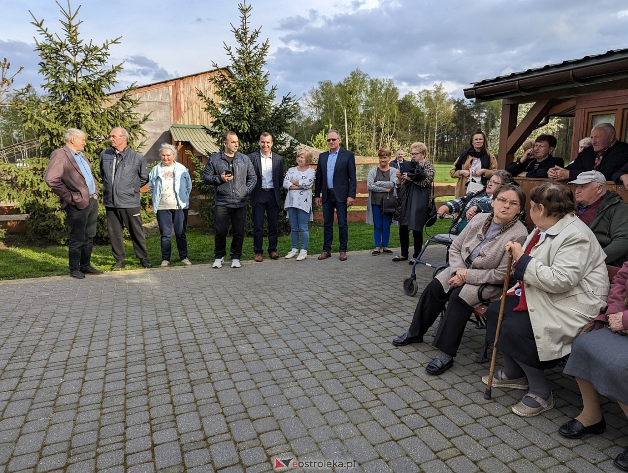 Spotkanie integracyjne seniorów i osób niepełnosprawnych w Dzbeninie [12.04.2024] - zdjęcie #67 - eOstroleka.pl