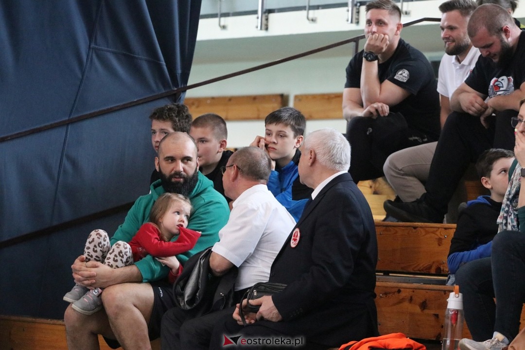 Mistrzostwa Ostrołęki U15 w podnoszeniu ciężarów [13.04.2024] - zdjęcie #15 - eOstroleka.pl