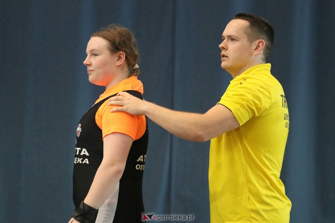 Mistrzostwa Ostrołęki U15 w podnoszeniu ciężarów [13.04.2024] - zdjęcie #5 - eOstroleka.pl