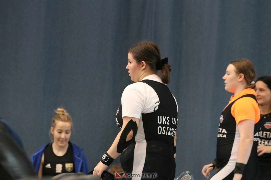 Mistrzostwa Ostrołęki U15 w podnoszeniu ciężarów [13.04.2024] - zdjęcie #4 - eOstroleka.pl