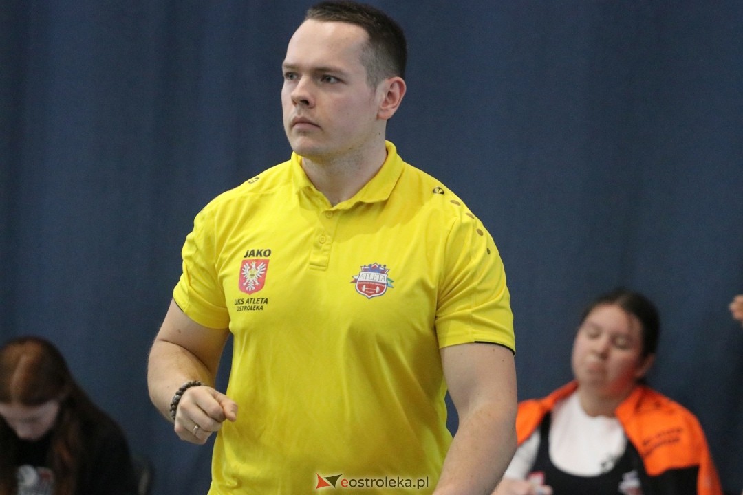 Mistrzostwa Ostrołęki U15 w podnoszeniu ciężarów [13.04.2024] - zdjęcie #2 - eOstroleka.pl