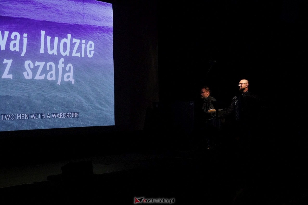 Orkiestra Ludwika Sarskiego z filmami Romana Polańskiego oczarowała publiczność w Multimedialnym Centrum Natura [20.04.2024] - zdjęcie #12 - eOstroleka.pl