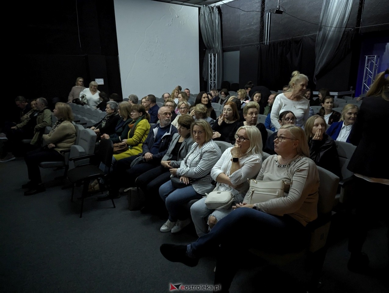 Orkiestra Ludwika Sarskiego z filmami Romana Polańskiego oczarowała publiczność w Multimedialnym Centrum Natura [20.04.2024] - zdjęcie #11 - eOstroleka.pl