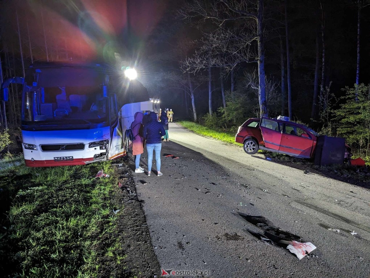 Kolizja na trasie Kadzidło-Jeglijowiec [20.04.2024] - zdjęcie #18 - eOstroleka.pl