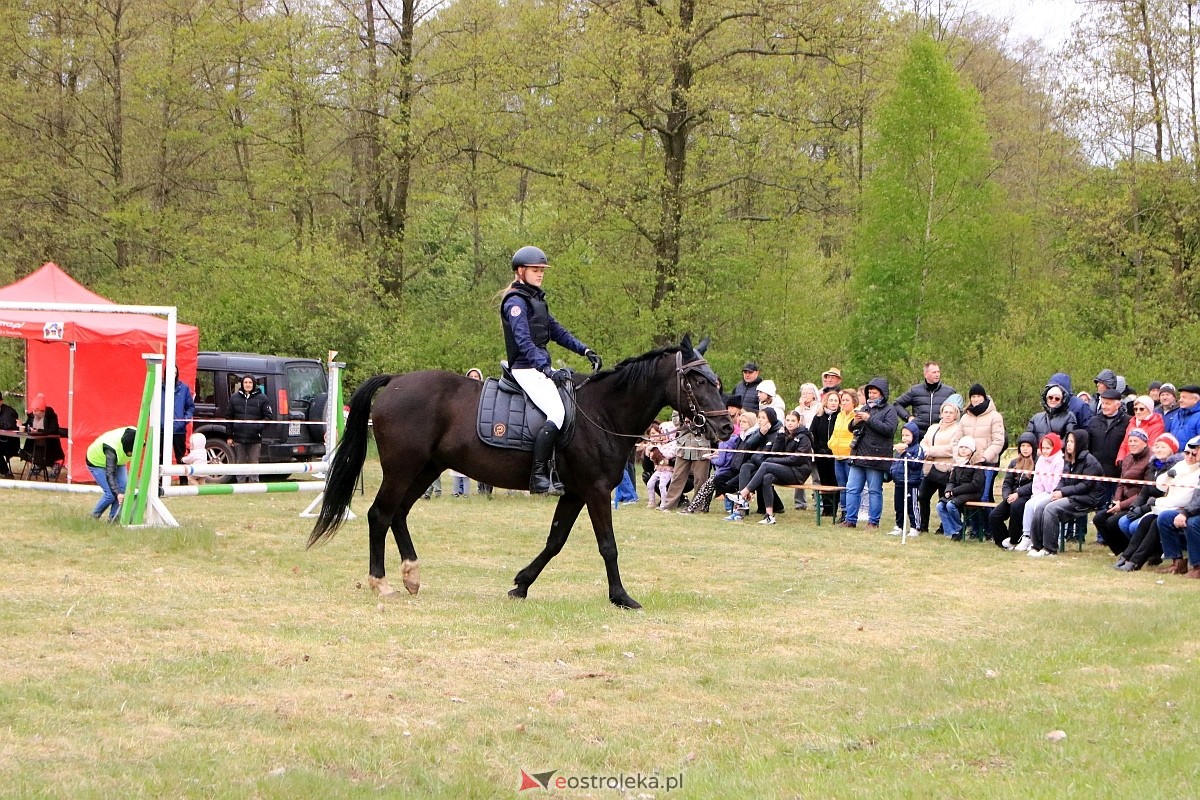 Towarzyskie Zawody Skokowe w Nogawkach [21.04.2024] - zdjęcie #225 - eOstroleka.pl